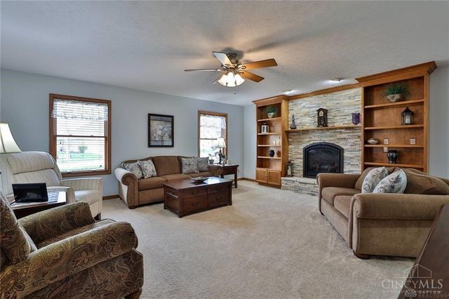 220 Denwood Trail, Englewood, OH 45315