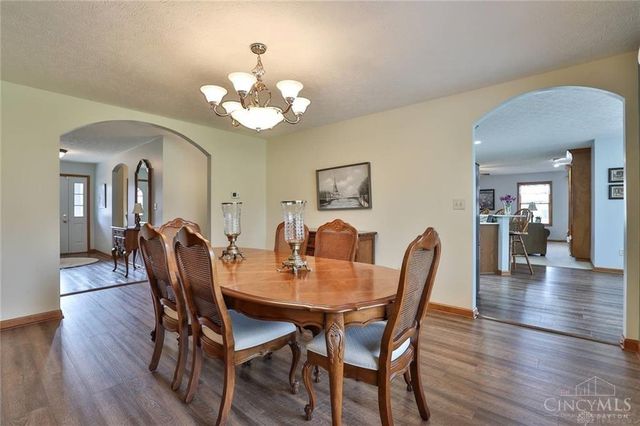 220 Denwood Trail, Englewood, OH 45315