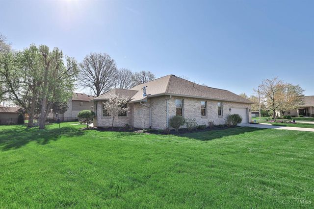 220 Denwood Trail, Englewood, OH 45315