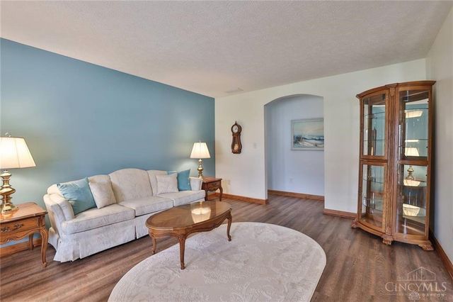 220 Denwood Trail, Englewood, OH 45315