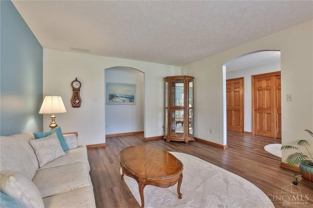 220 Denwood Trail, Englewood, OH 45315