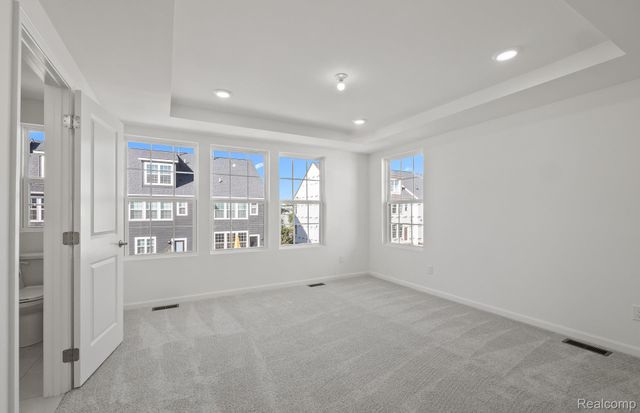 333 N Sydney Court, Plymouth, MI 48170