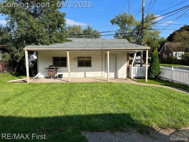 3102 N Blair Avenue, Royal Oak, MI 48073
