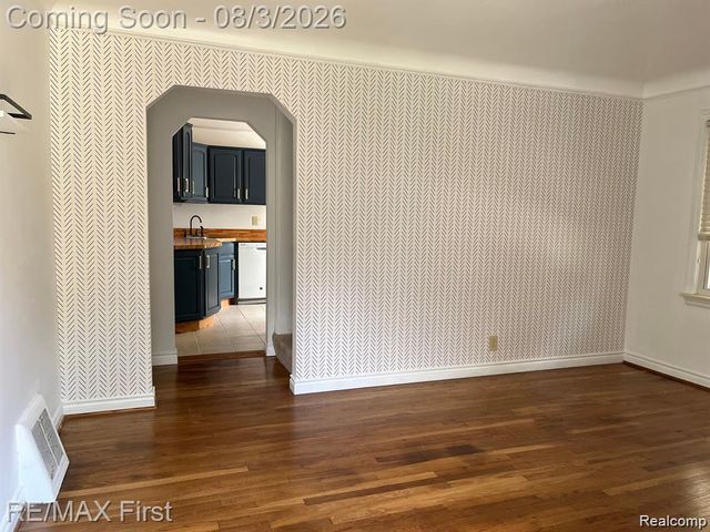 3102 N Blair Avenue, Royal Oak, MI 48073