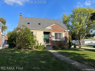 3102 N Blair Avenue, Royal Oak, MI 48073