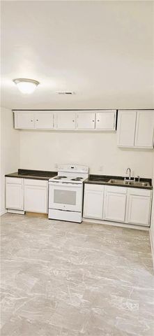 8825 Hunters Pointe Drive S, Theodore, AL 36582