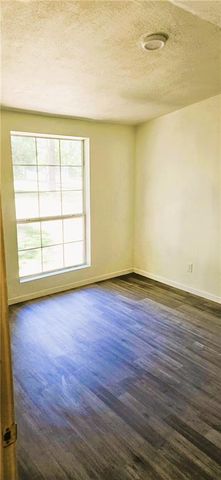 8825 Hunters Pointe Drive S, Theodore, AL 36582