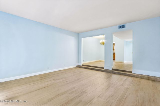 4519 COLUMBUS Circle 1B, Jacksonville, FL 32210