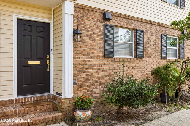 4519 COLUMBUS Circle 1B, Jacksonville, FL 32210
