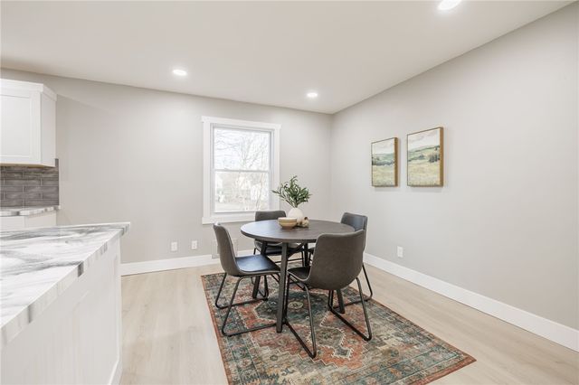 36 Round Hill Road, Henrietta, NY 14467