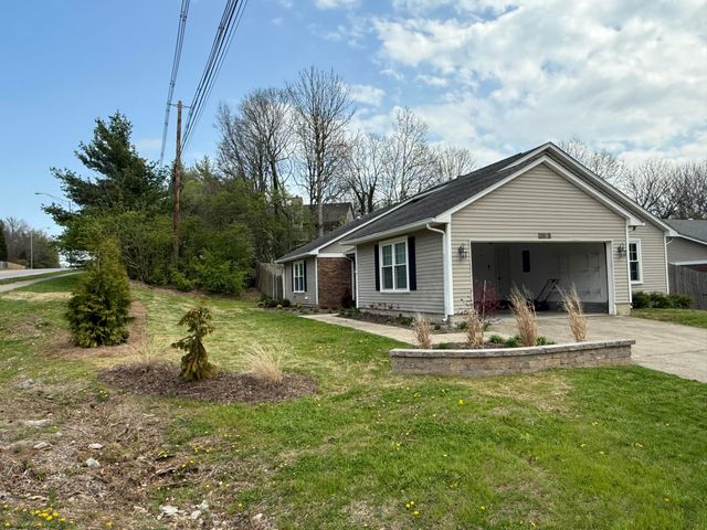 4193 Weber Way, Lexington, KY 40514