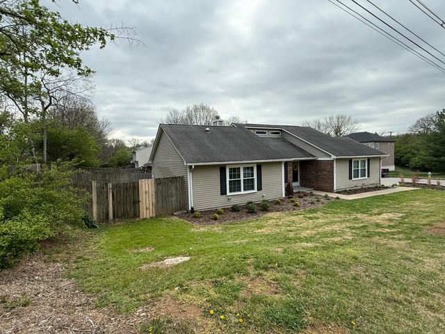 4193 Weber Way, Lexington, KY 40514