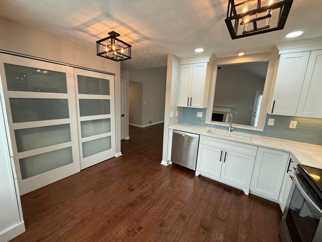 4193 Weber Way, Lexington, KY 40514