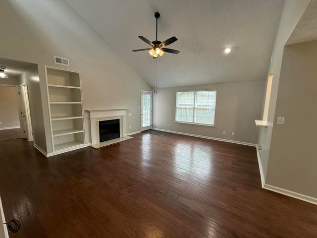 4193 Weber Way, Lexington, KY 40514