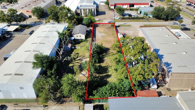 5717 Centralcrest St, Houston, TX 77092