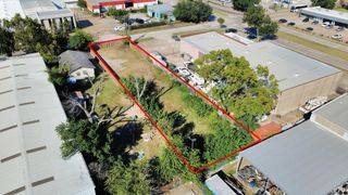 5717 Centralcrest St, Houston, TX 77092