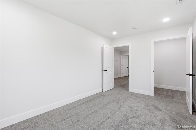 19377 Brentwood Street, Livonia, MI 48152