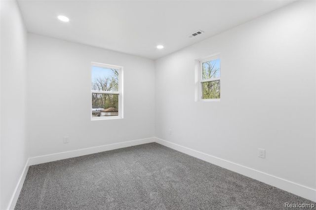 19377 Brentwood Street, Livonia, MI 48152