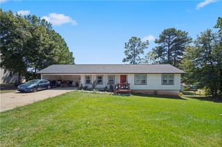 4452 Burns NW Road, Lilburn, GA 30047