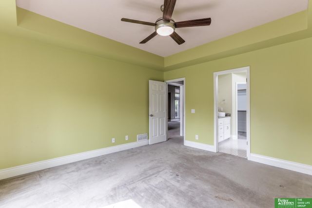 6114 S 157th Street, Omaha, NE 68135