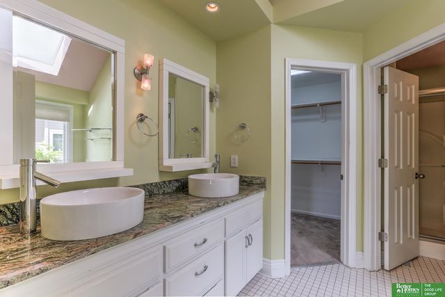 6114 S 157th Street, Omaha, NE 68135