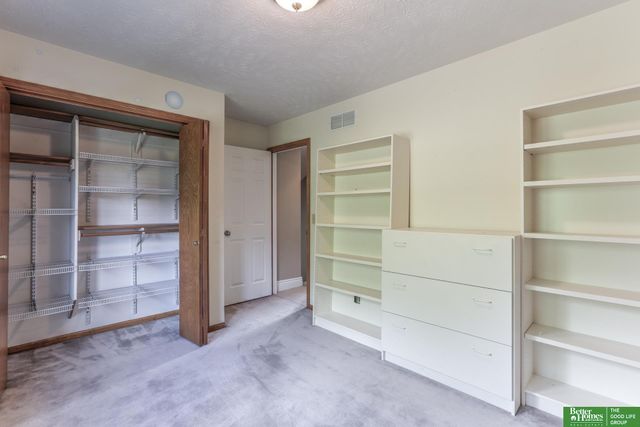 6114 S 157th Street, Omaha, NE 68135