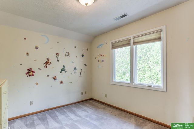 6114 S 157th Street, Omaha, NE 68135