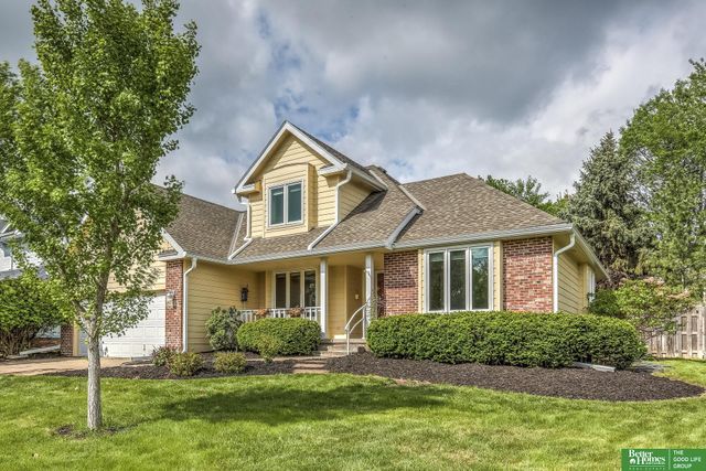 6114 S 157th Street, Omaha, NE 68135
