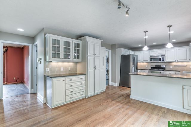 6114 S 157th Street, Omaha, NE 68135