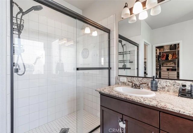 1115 Sanders Avenue, Clovis, CA 93619
