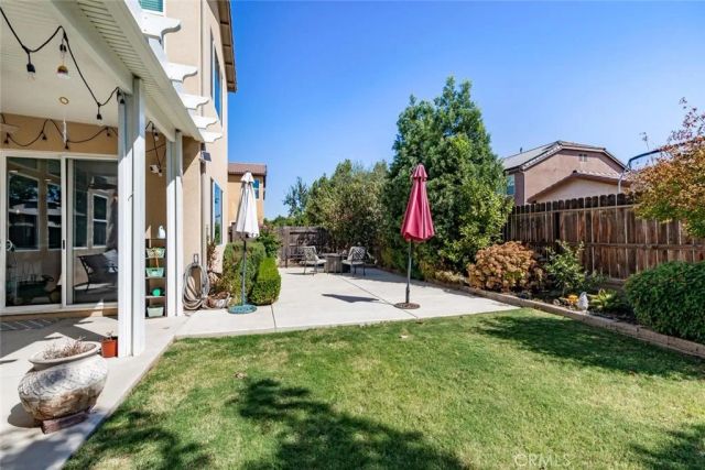 1115 Sanders Avenue, Clovis, CA 93619
