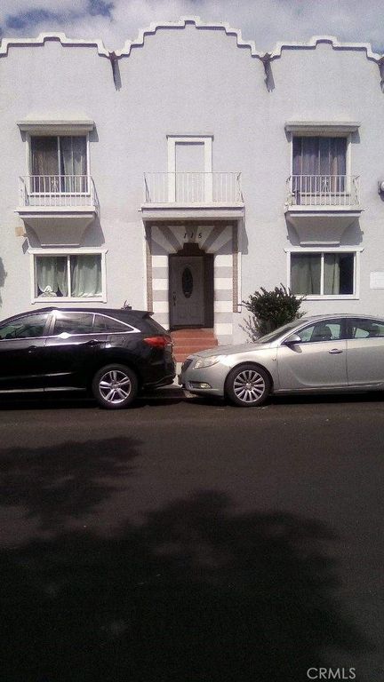 115 E 12th 2, Long Beach, CA 90813