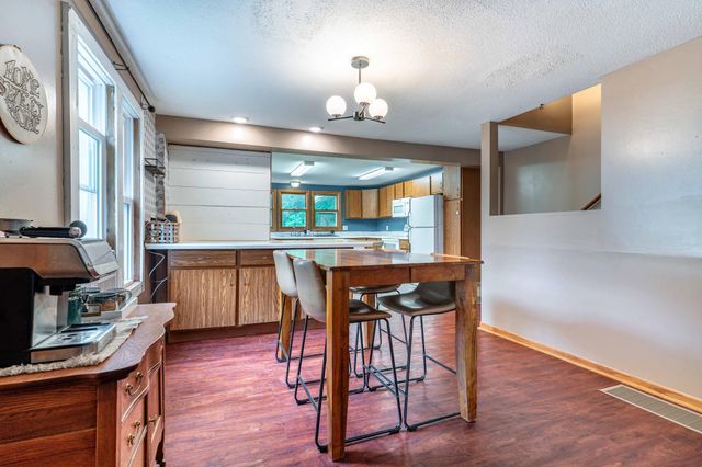 314 E Cecil Avenue, Fergus Falls, MN 56537