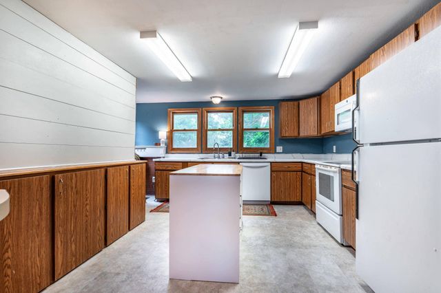 314 E Cecil Avenue, Fergus Falls, MN 56537