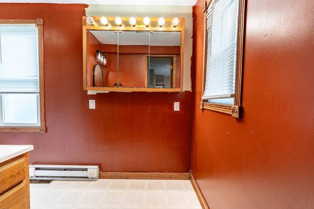 314 E Cecil Avenue, Fergus Falls, MN 56537