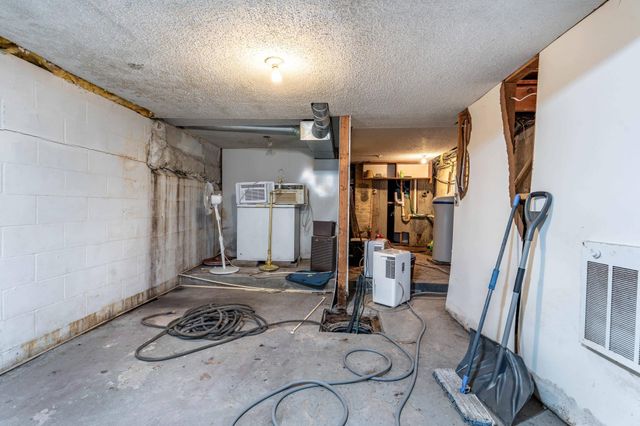 314 E Cecil Avenue, Fergus Falls, MN 56537