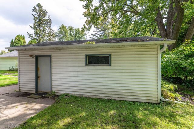 314 E Cecil Avenue, Fergus Falls, MN 56537
