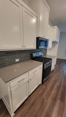 2739 Levee Lane, Lewisville, TX 75067
