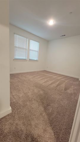 2739 Levee Lane, Lewisville, TX 75067