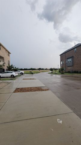 2739 Levee Lane, Lewisville, TX 75067