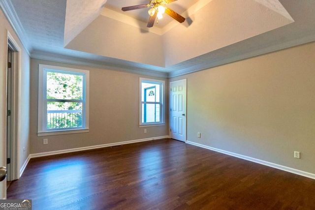 5507 Riverside Drive, Sugar Hill, GA 30518