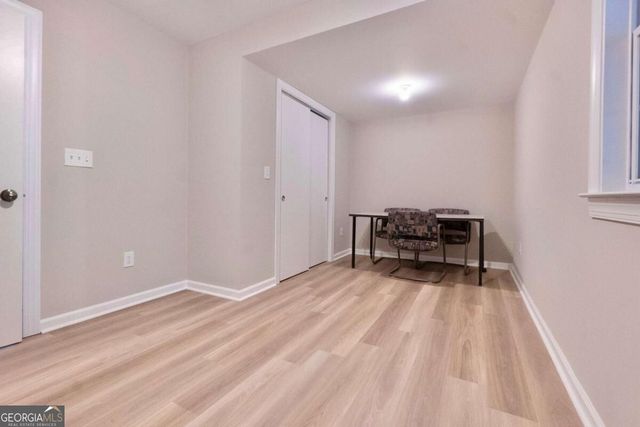 5507 Riverside Drive, Sugar Hill, GA 30518