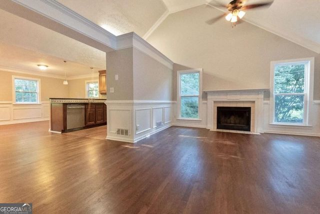 5507 Riverside Drive, Sugar Hill, GA 30518