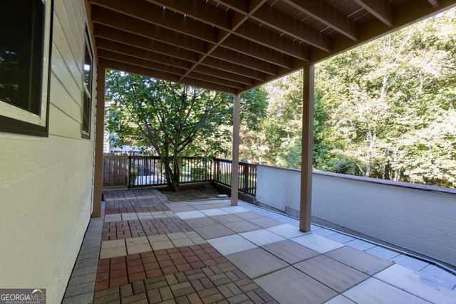 5507 Riverside Drive, Sugar Hill, GA 30518
