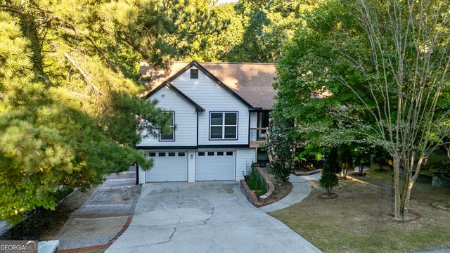 5507 Riverside Drive, Sugar Hill, GA 30518