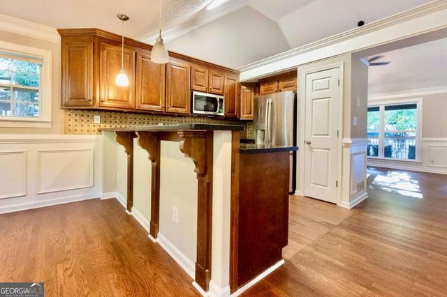5507 Riverside Drive, Sugar Hill, GA 30518