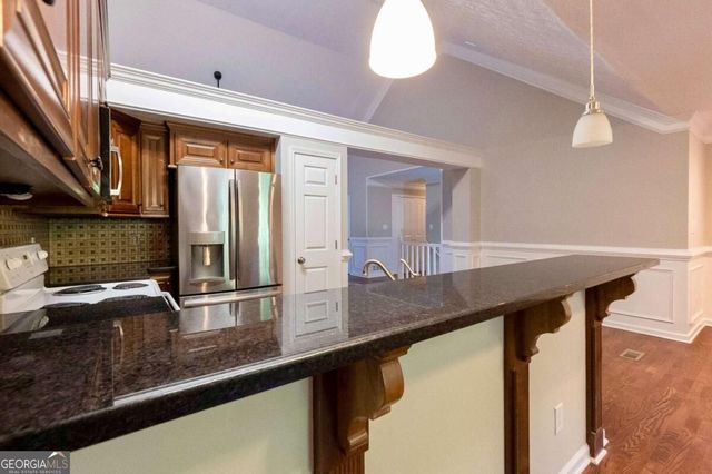 5507 Riverside Drive, Sugar Hill, GA 30518