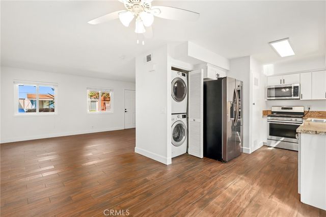 10160 Ascot Circle, Huntington Beach, CA 92646