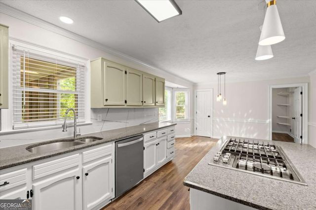 4922 Signal Court SW, Lilburn, GA 30047