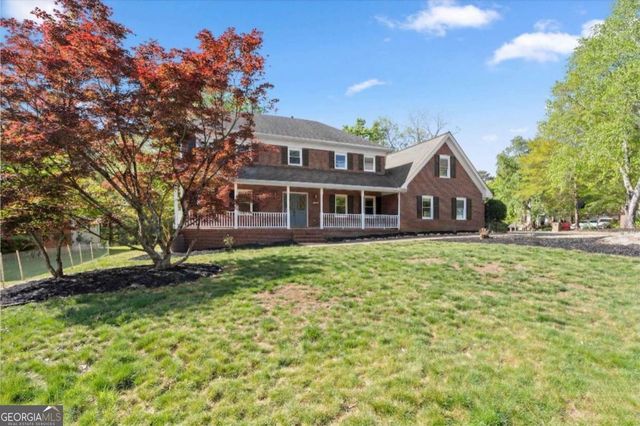 4922 Signal Court SW, Lilburn, GA 30047